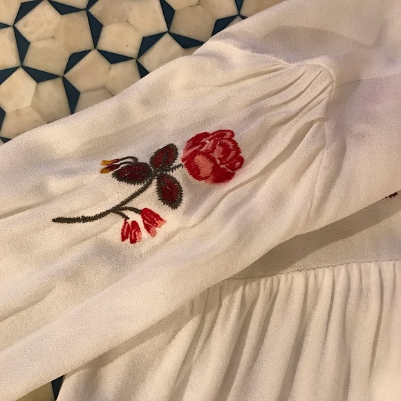 Zara Girls Flower Embroidered Top size 6 - Picture 4 of 5